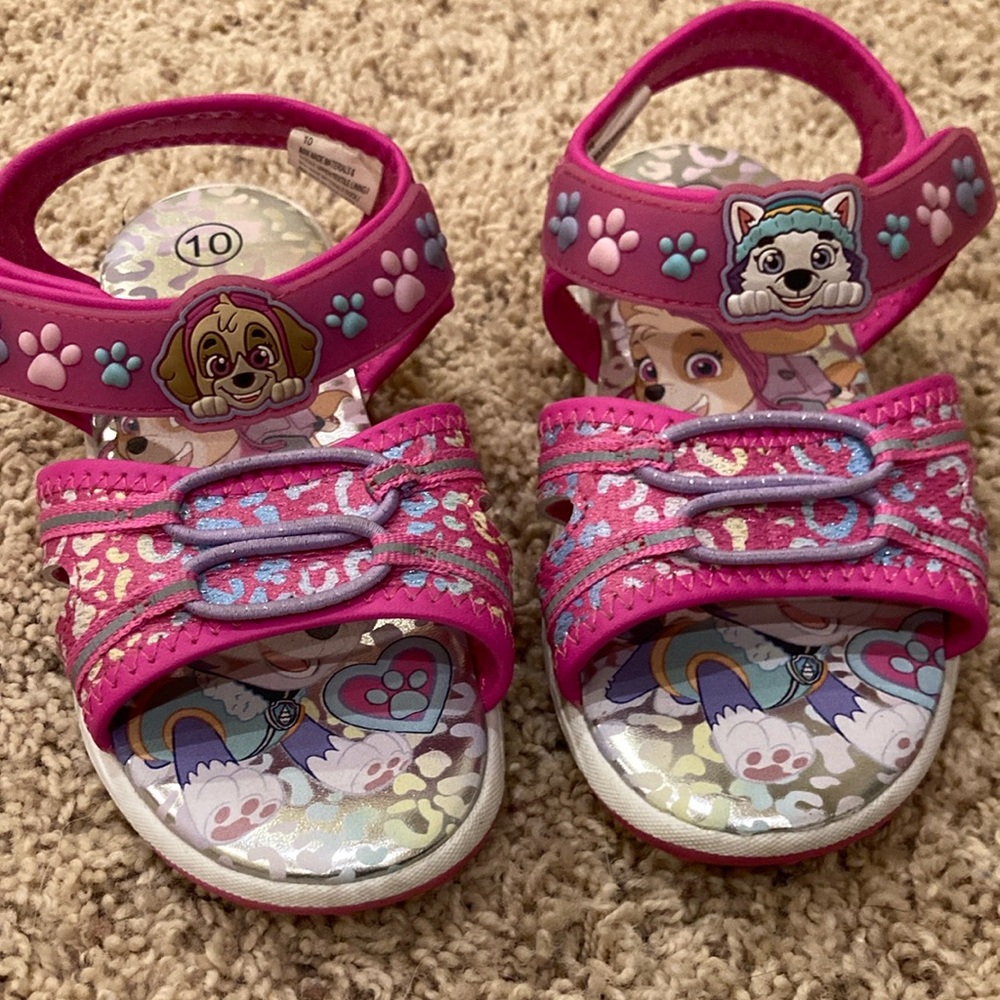 Paw Patrol Bright Pink Girls' Character Sandals - Picture 2 of 4